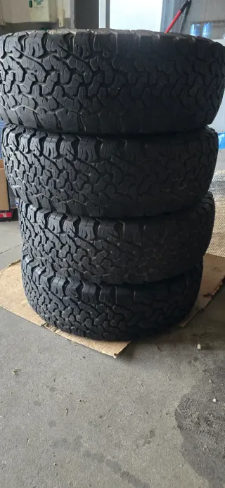 Neumáticos 225/70/16 4x4 todo terreno tacos