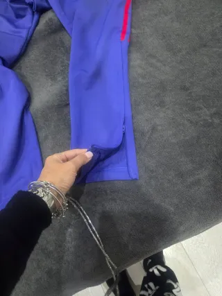 Pantalone tuta Adidas viola e rosso