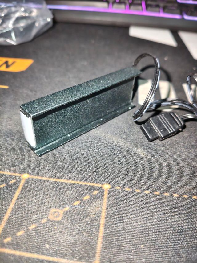 Disipador TEUCER M.2 NVME ARGB 5V 3 pines