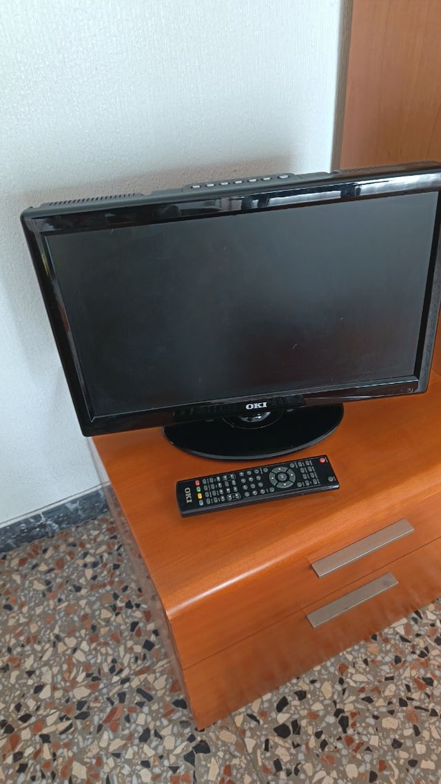 TV OKI LCD 18,5 Negra