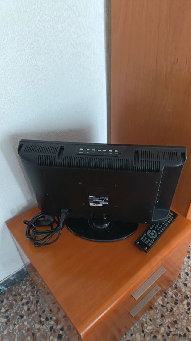 TV OKI LCD 18,5 Negra