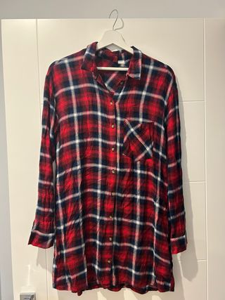 Vestido camisero cuadros rojo y azul