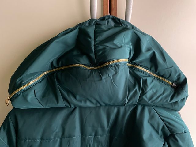 Giacca verde trapuntata con cappuccio