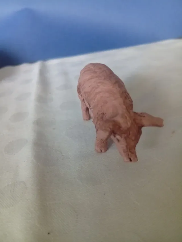 Figura de belén de cerdo