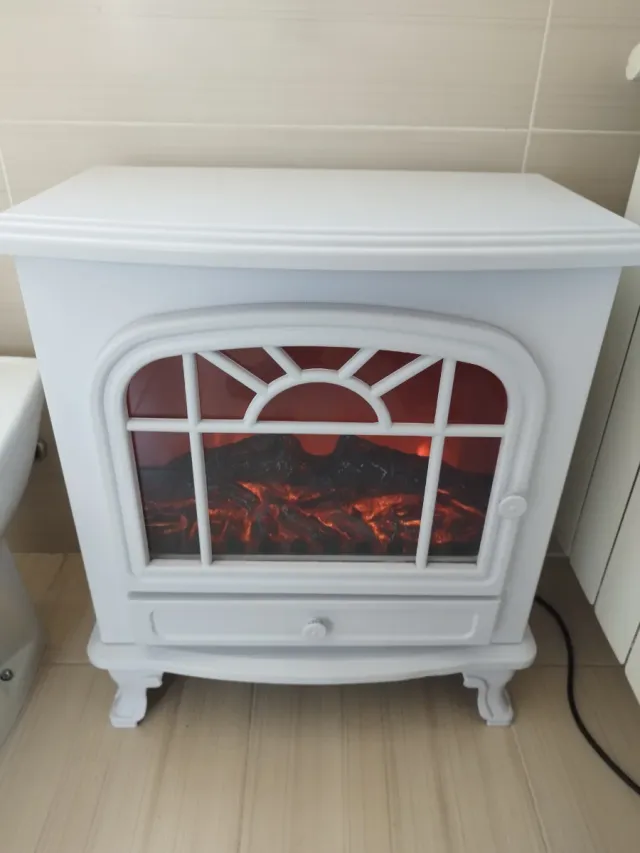 Chimenea eléctrica decorativa