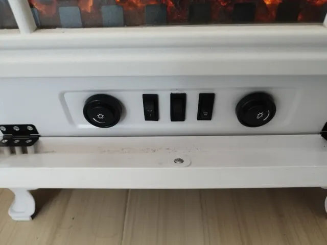 Chimenea eléctrica decorativa