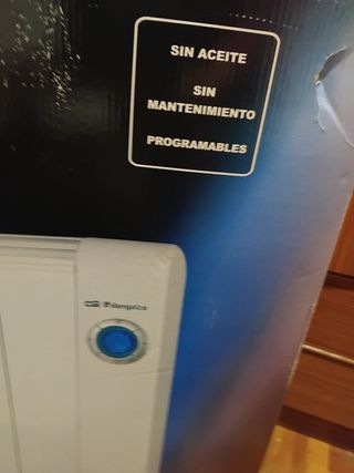 VENDO CALEFACTOR ELÉCTRICO CASI SIN USAR