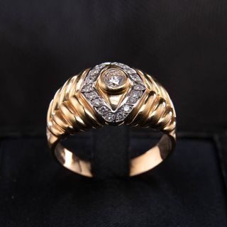 Anillo galloneado rómbico con brillantes