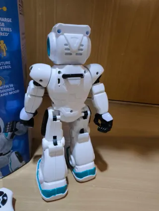 Robot XTREM BOTS Robbie Hi-Tech