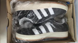 Adidas Campus 00s JQ4111 Talla 40 2/3. A estrenar