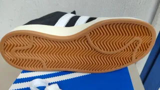 Adidas Campus 00s JQ4111 Talla 40 2/3. A estrenar