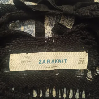 Top calado Zara negro talla M