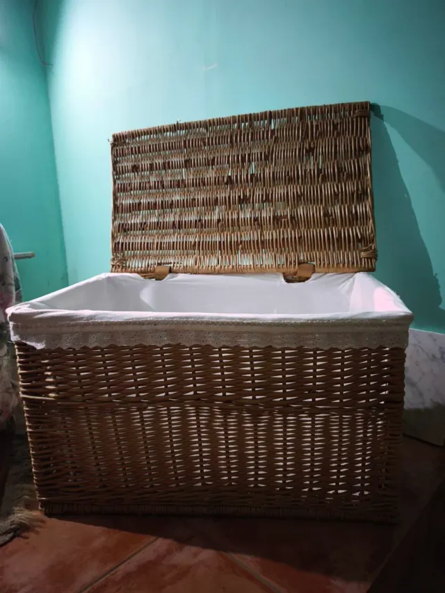Cesta mimbre grande con forro de tela