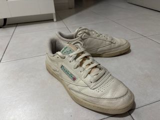Reebok Club C 85 beige y verde