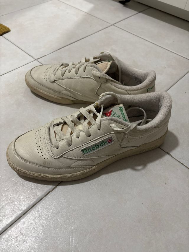 Reebok Club C 85 beige y verde