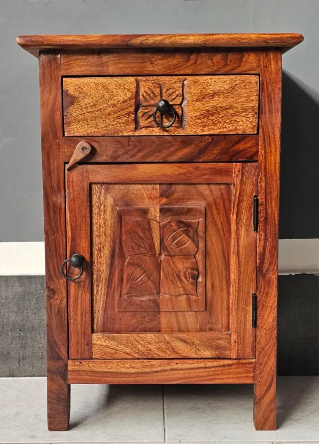 Coppia Comodini Legno Massello Intarsiati