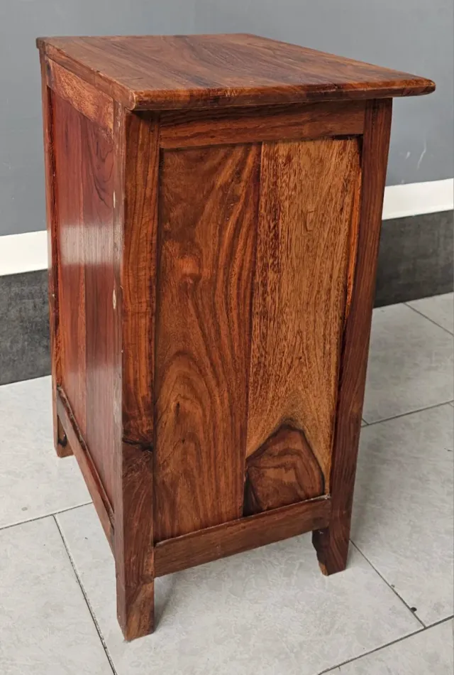 Coppia Comodini Legno Massello Intarsiati