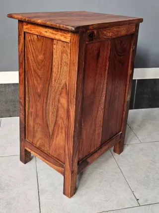 Coppia Comodini Legno Massello Intarsiati