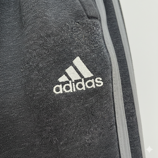 Pantalón chándal Adidas gris