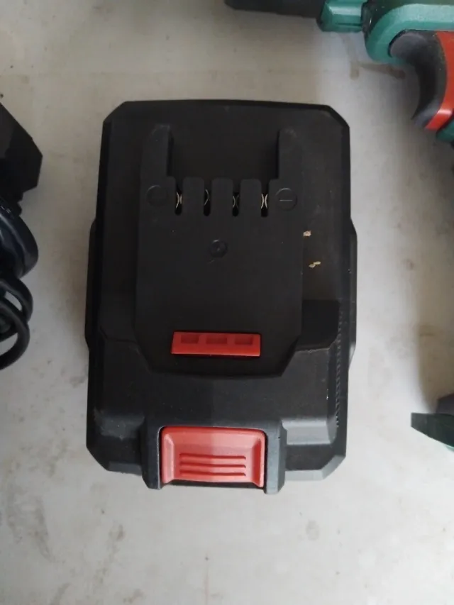 Pistola aire caliente Parkside + Batería