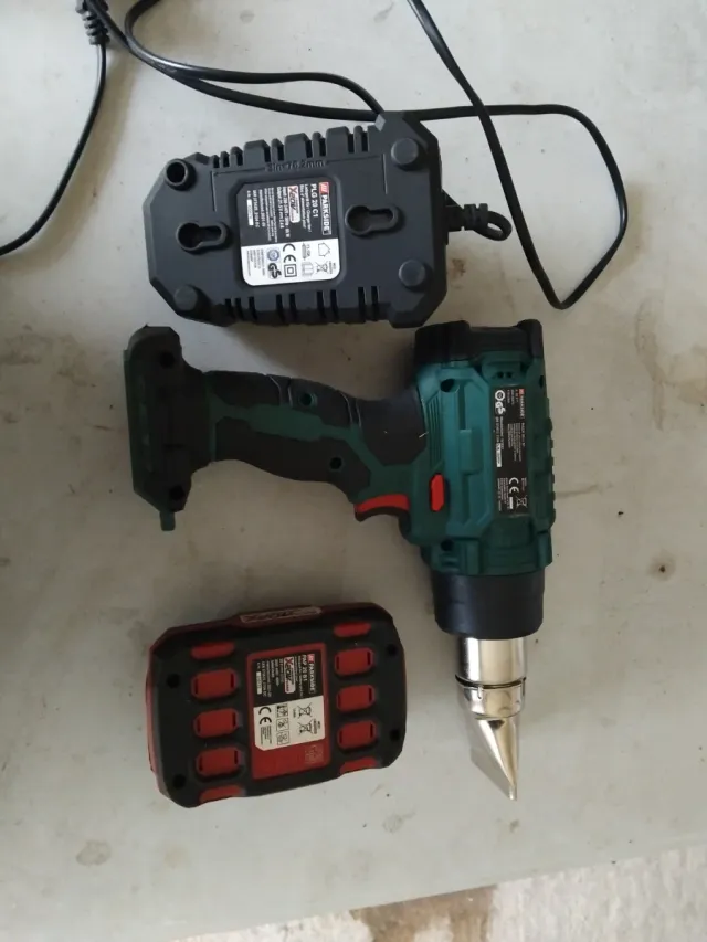 Pistola aire caliente Parkside + Batería