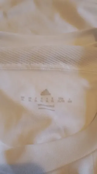 Camiseta Adidas blanca