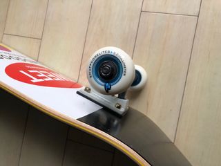 Monopatin Skate 8.5 + Ruedas Powell Peralta