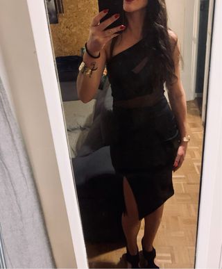 Vestido negro fiesta asimétrico