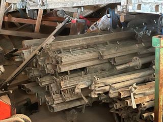 Andamio y sistema de montaje