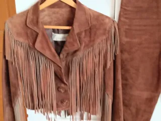 Traje Ante chaqueta y pantalón flecos