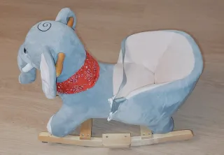 Peluche Elefante Mecedor Bebés y niños con sonido