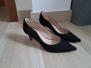 Zapatos de tacón negros talla 39