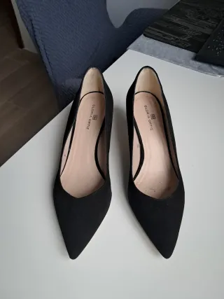 Zapatos de tacón negros talla 39