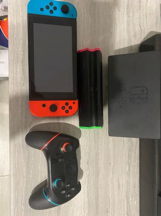 Nintendo Switch + 2 giochi