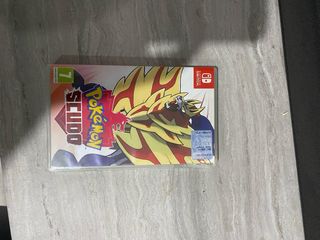 Nintendo Switch + 2 giochi