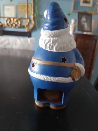 Papá Noel de cerámica azul