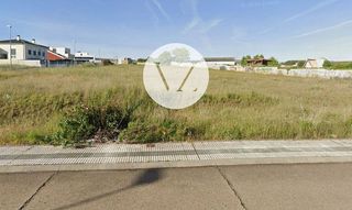 Terreno en venta en Villares de la Reina