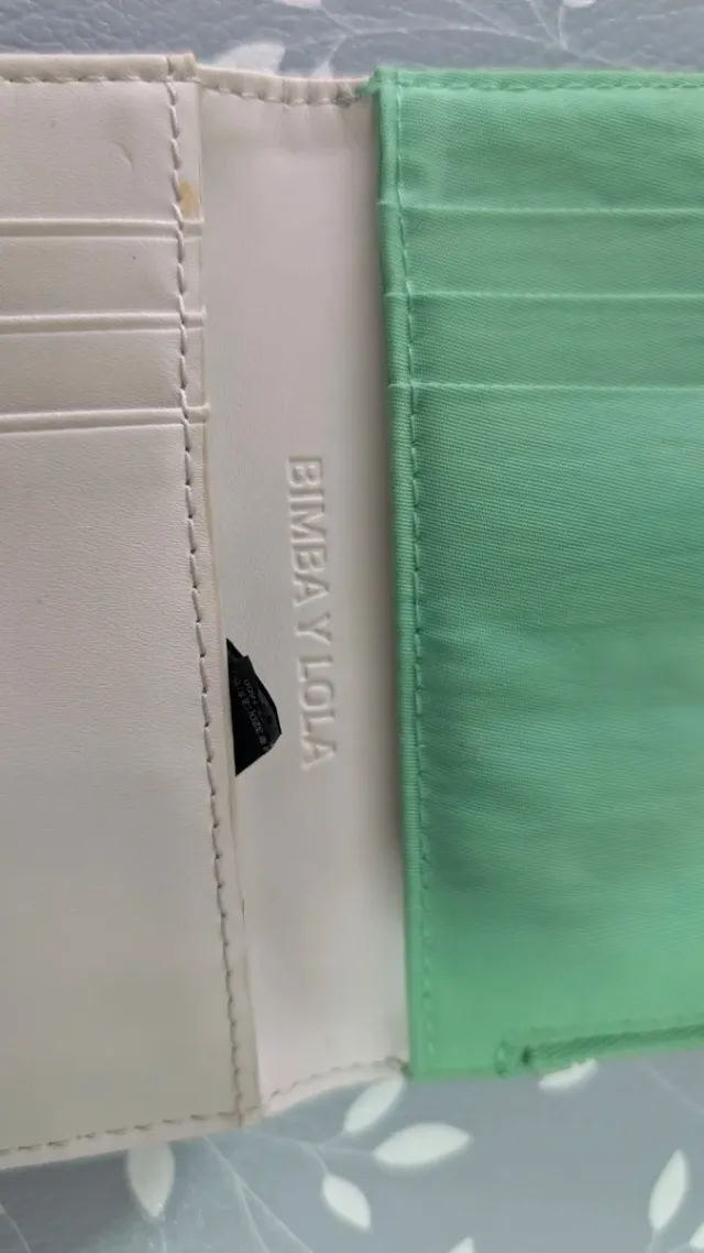 Mini cartera Bimba y Lola beige y verde