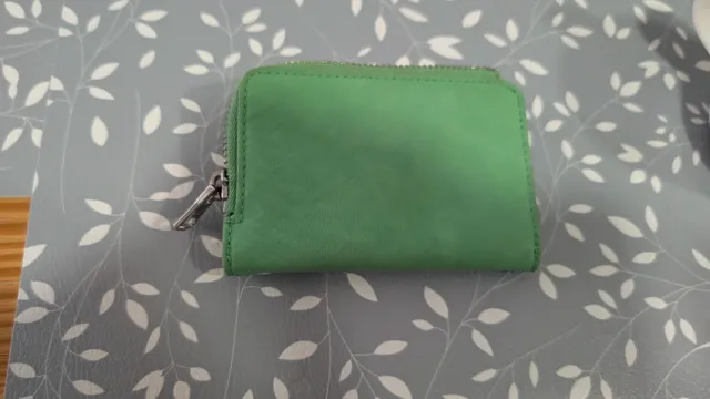 Mini cartera Bimba y Lola beige y verde