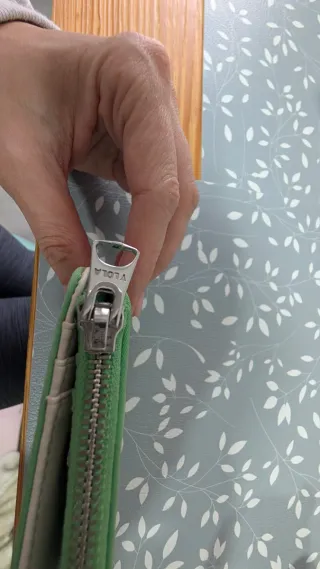 Mini cartera Bimba y Lola beige y verde