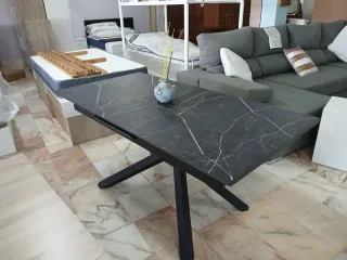 Mesa Comedor Extensible Efecto Mármol Negra