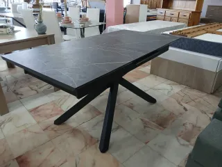 Mesa Comedor Extensible Efecto Mármol Negra