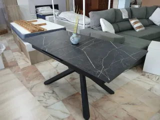 Mesa Comedor Extensible Efecto Mármol Negra