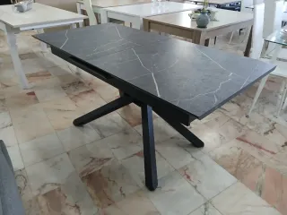 Mesa Comedor Extensible Efecto Mármol Negra