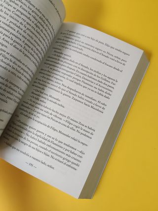 Fulgor de espadas (Guerra de Imperios 2)