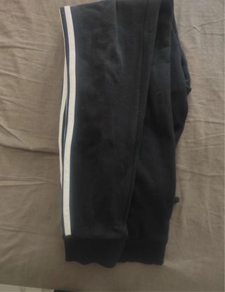 Pantalón chándal Adidas negro