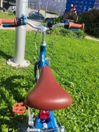 Bicicleta infantil 16" seminueva