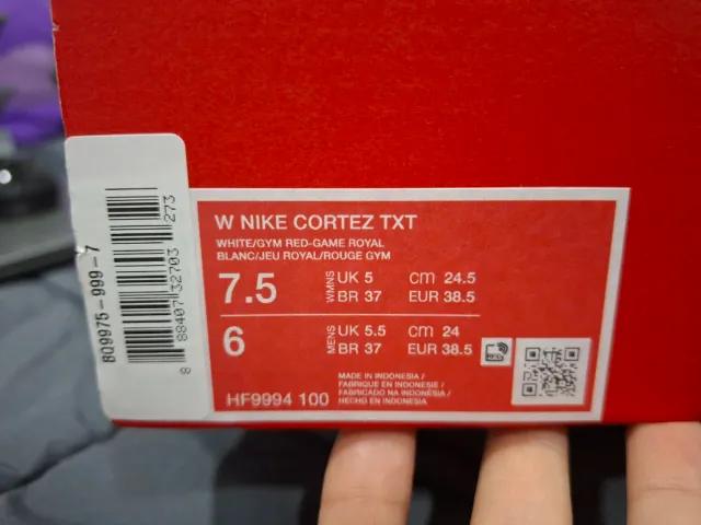 Nike Cortez TXT Blancas y Rojas