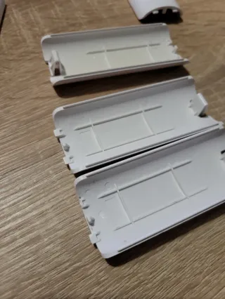 Tapa Pilas WiiMote Nintendo