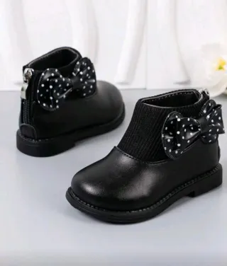 Botas niña negras nuevos